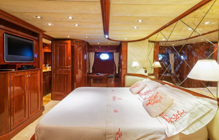 MY BUGIA - Master cabin
