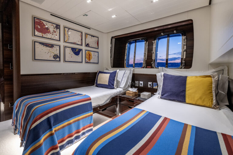 Twin Cabin