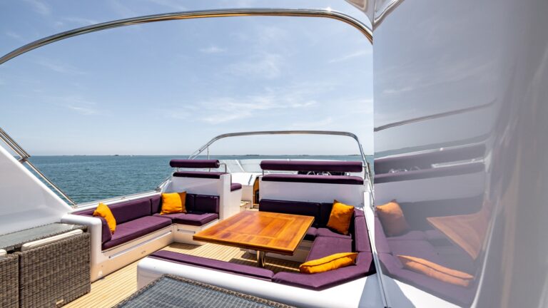 Sun Deck Seating