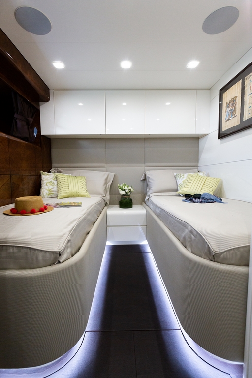 Twin Cabin