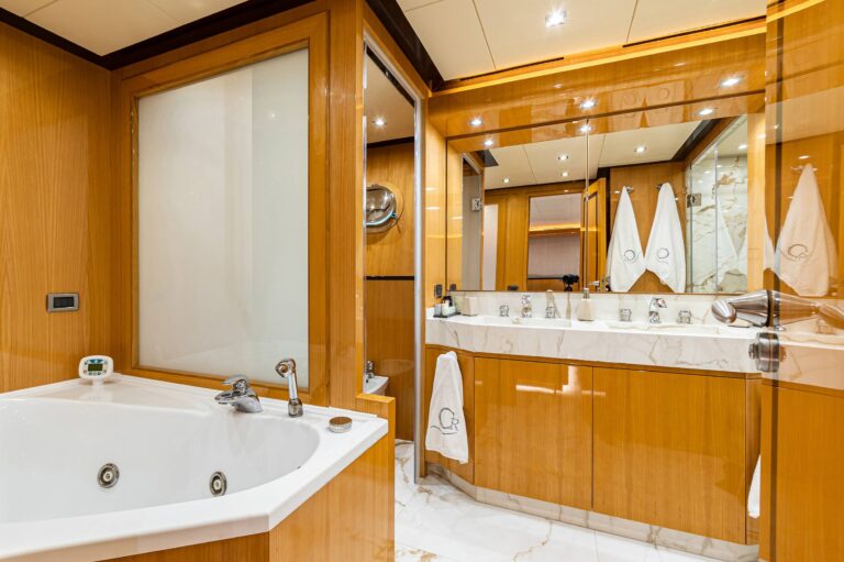 Master ensuite