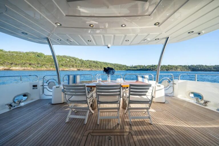 Exterior Relaxation Area With Dining