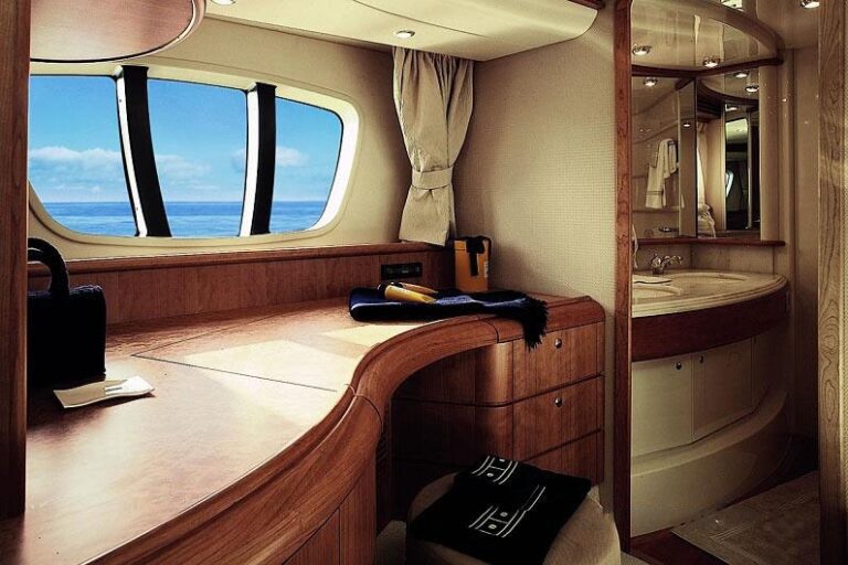 Master Desk