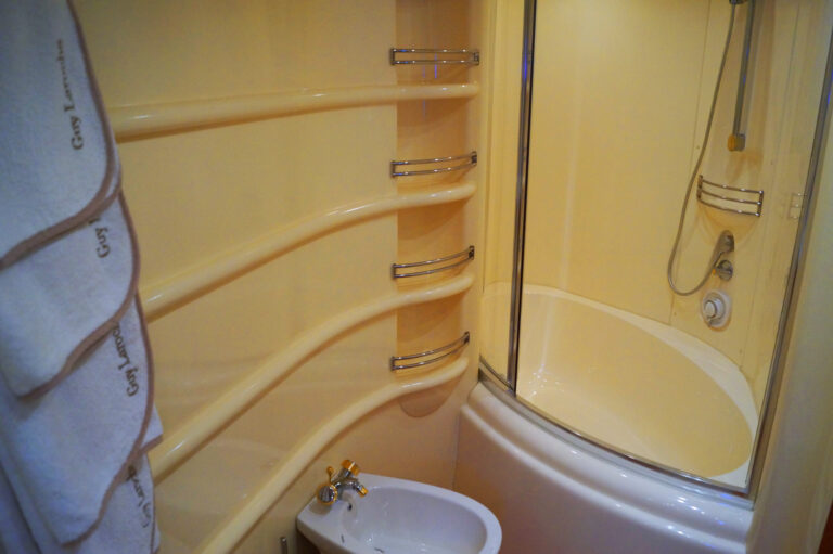 Ensuite Bathroom