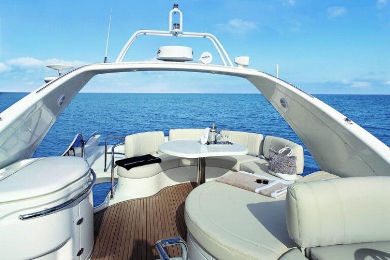 Flybridge Seating