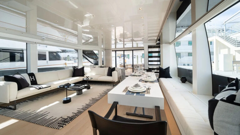 Main Salon View Aft