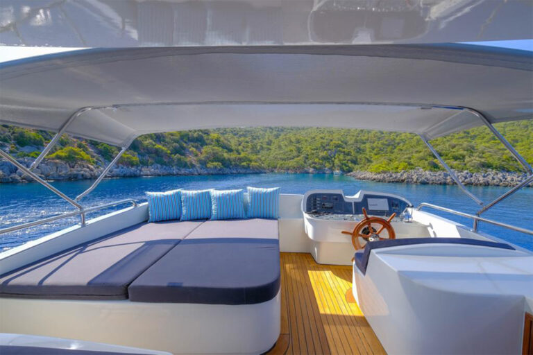 Flybridge