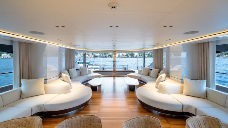 Main Salon View Aft