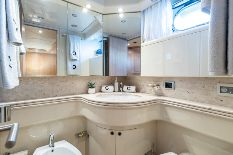 Ensuite bathroom