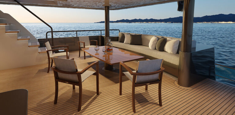 Aft Deck Seating