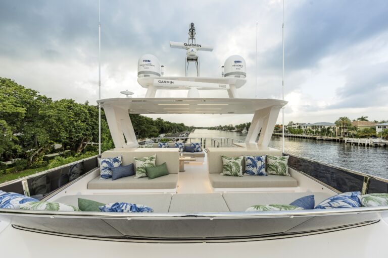 Superyacht CROWNED EAGLE