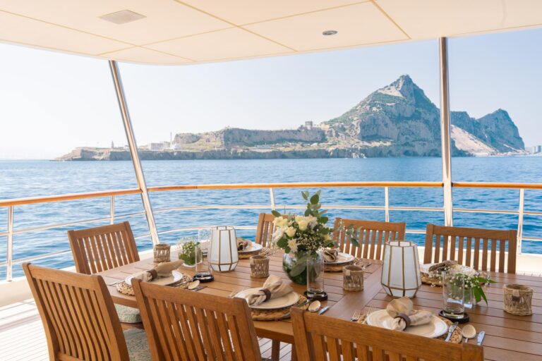 Deck Dining
