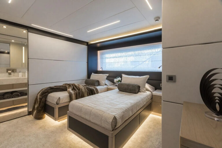 Twin Cabin