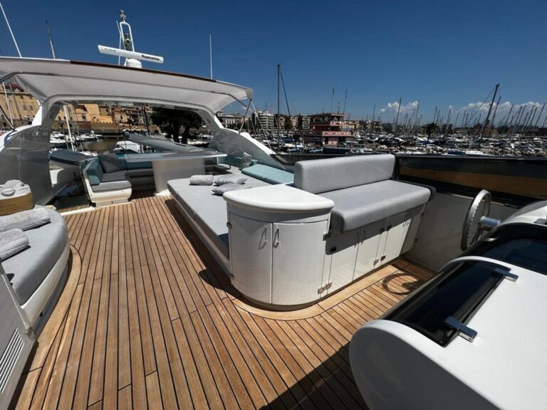 Flybridge