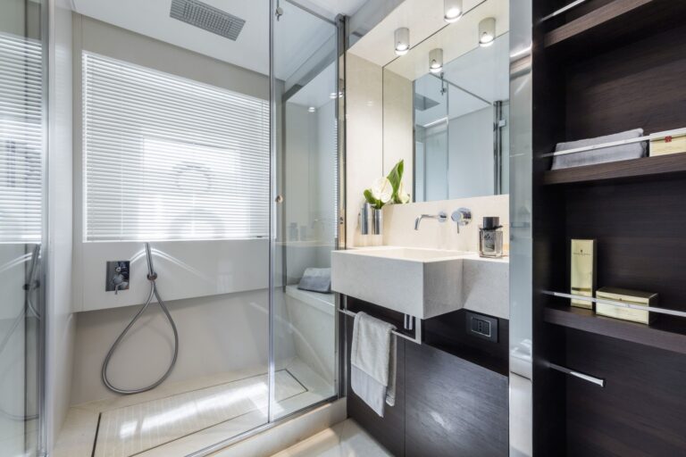 Ensuite