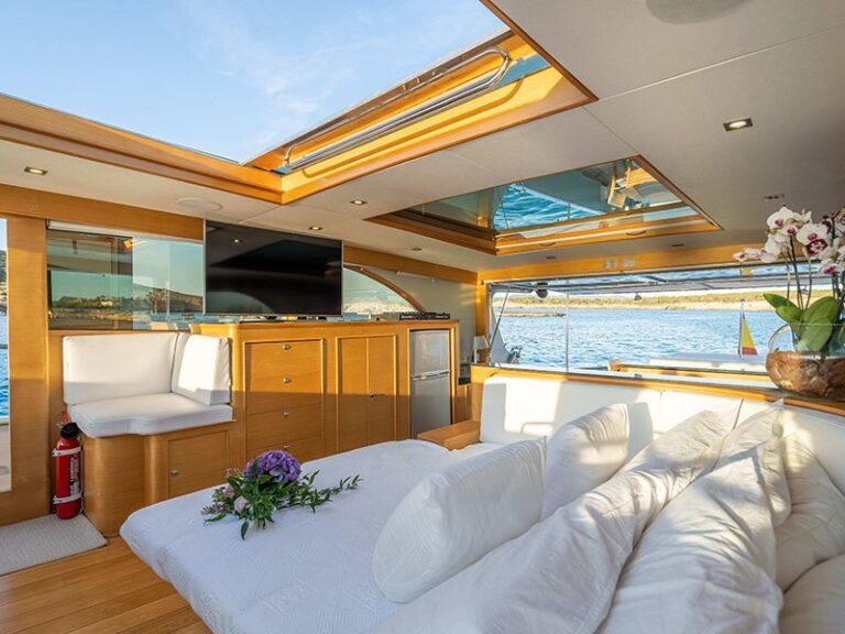 Saloon