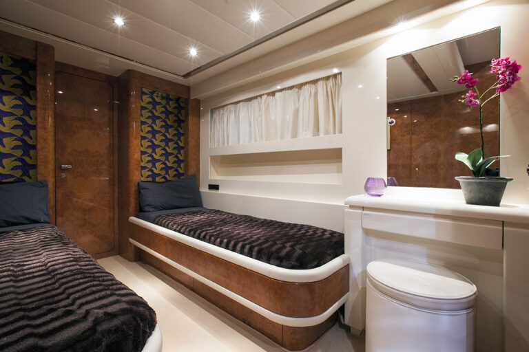MY DIONE DUE - Twin cabin
