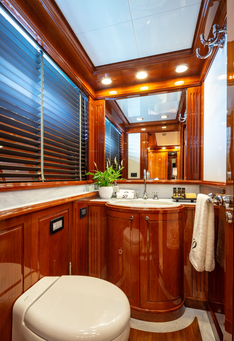 Twin Cabin Ensuite