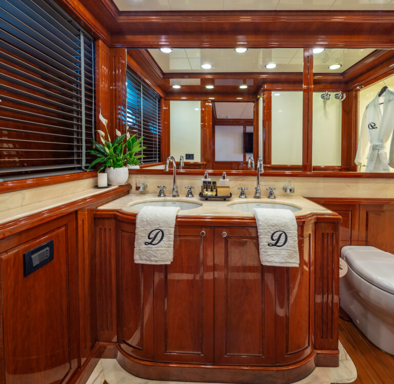 Twin Cabin Ensuite Bathroom
