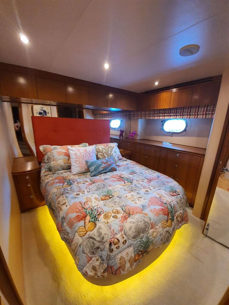 Queen Guest Cabin
