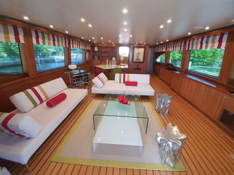 Saloon