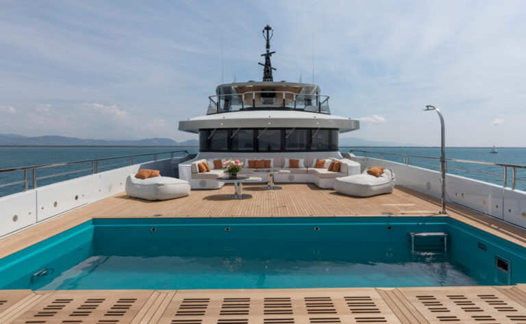 Foredeck Terrace