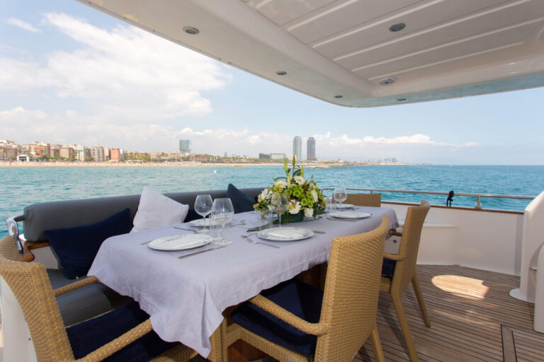 Al Fresco Dining