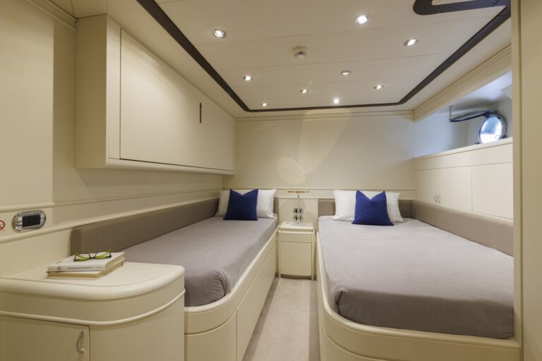 Twin Suite