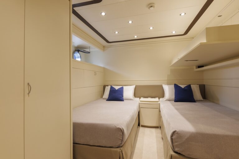Twin Suite
