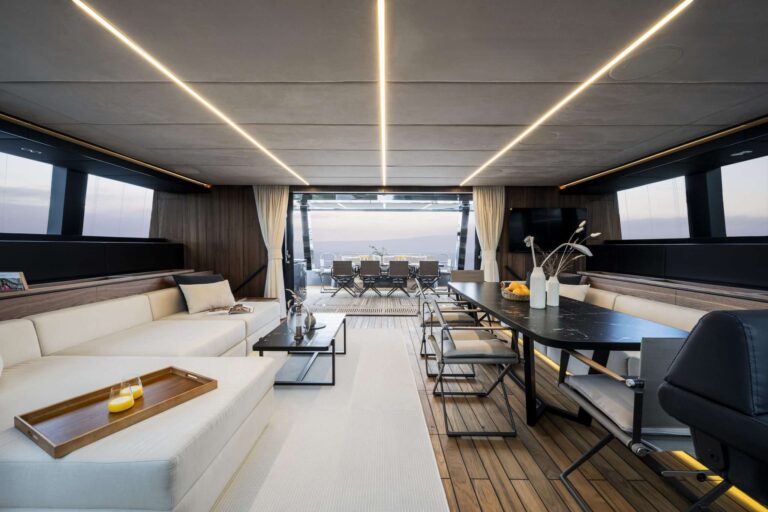 Main Salon View Aft