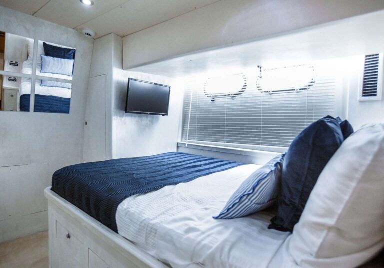 Double Cabin