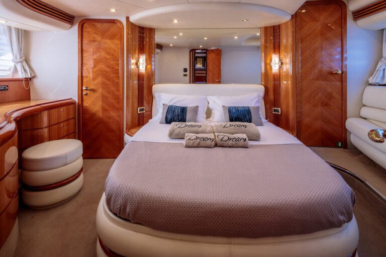 Master suite