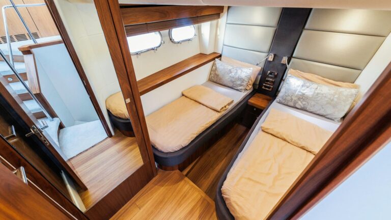 Twin Cabin