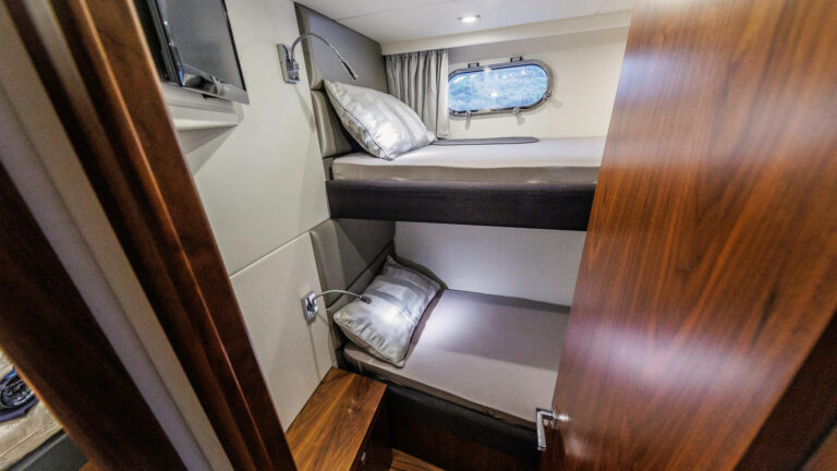 Twin Cabin