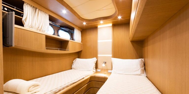 Twin Suite