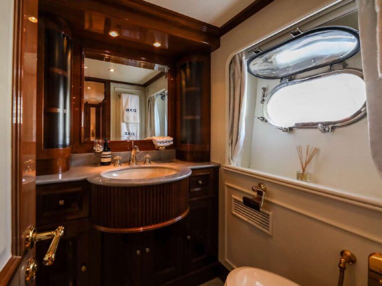 Double Cabin Ensuite