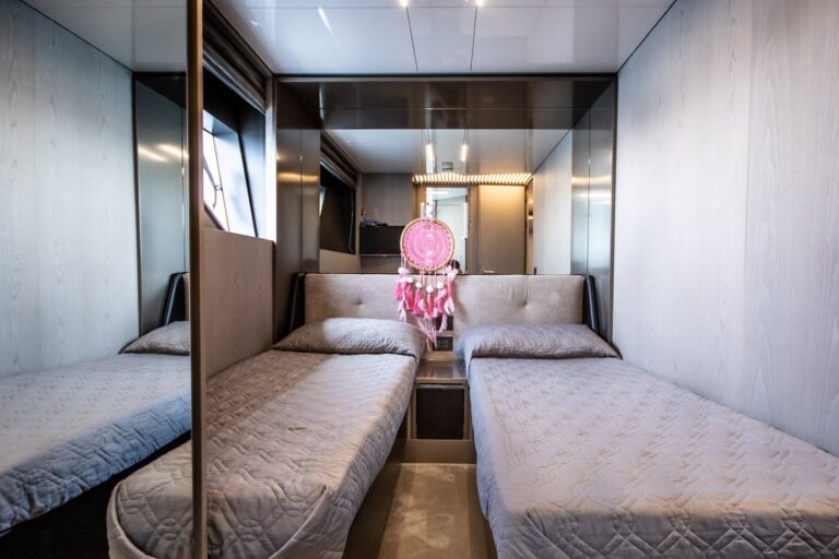 Twin Suite