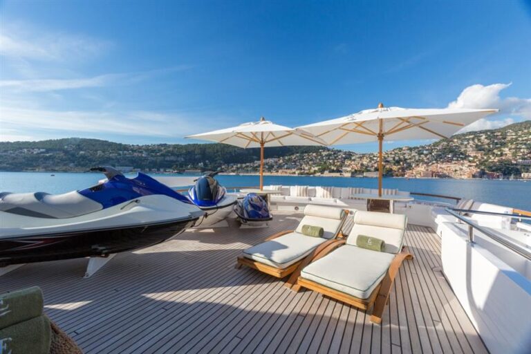 Sundeck