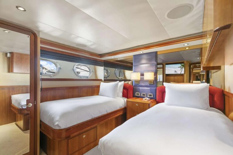 Twin Suite