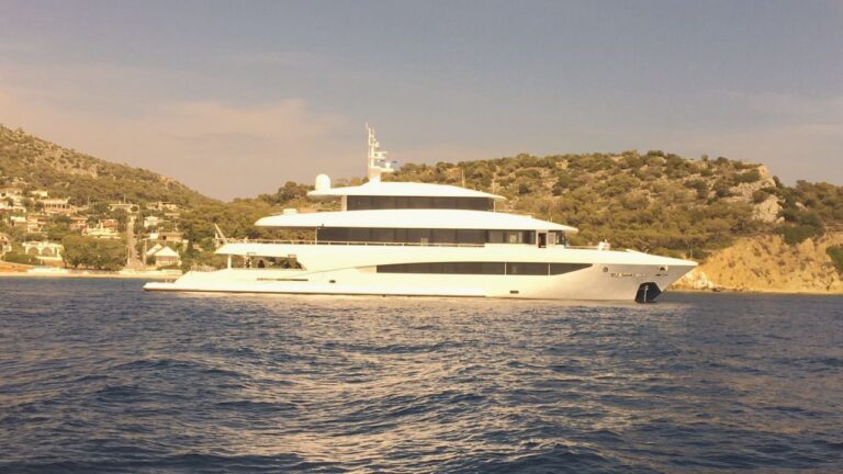 MY EDEN Yacht Profile