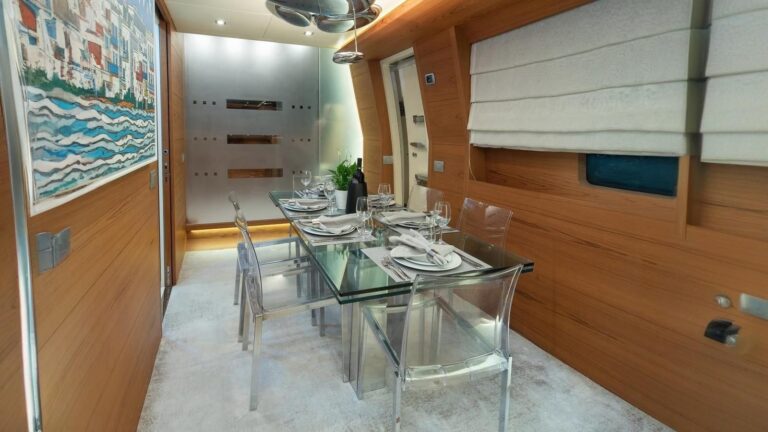 Main Salon Dining