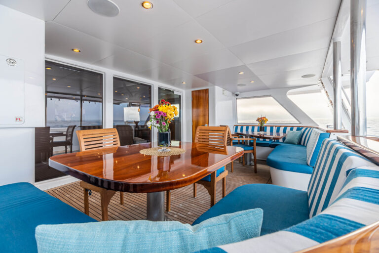 Main deck aft dining