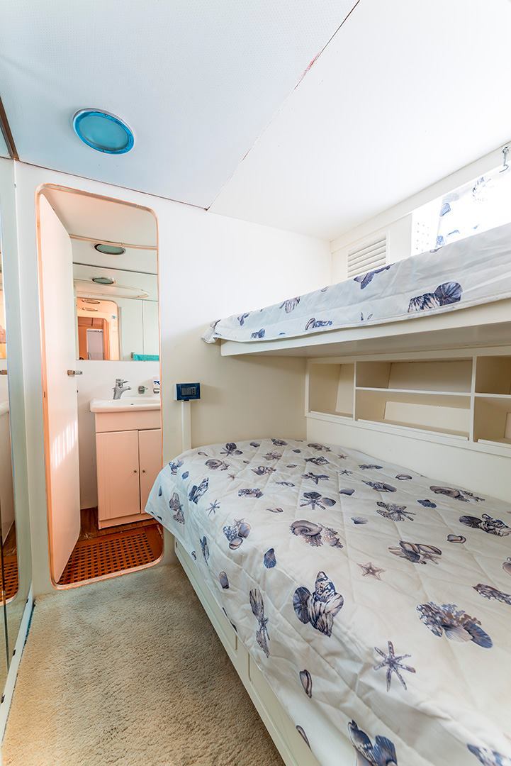 Twin Cabin