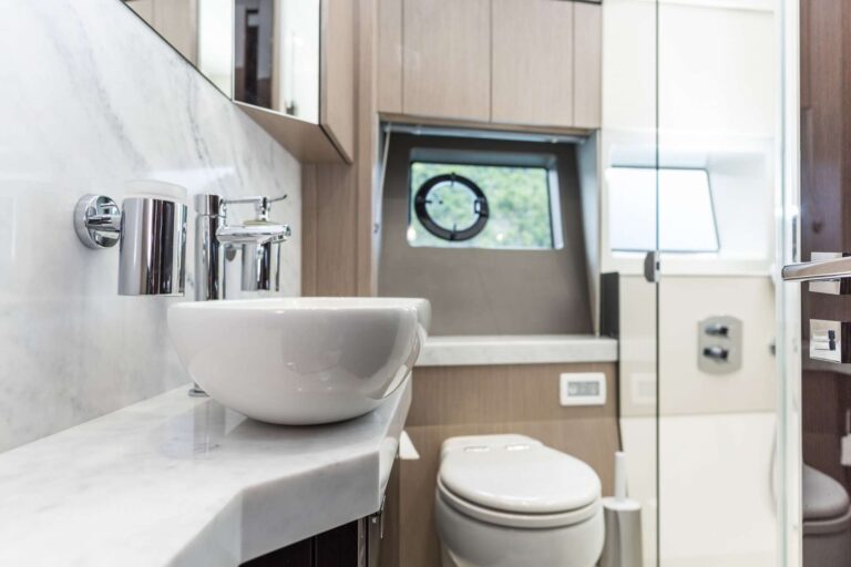 Master Ensuite