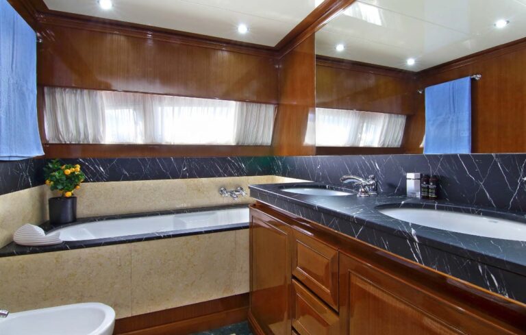 Master Ensuite