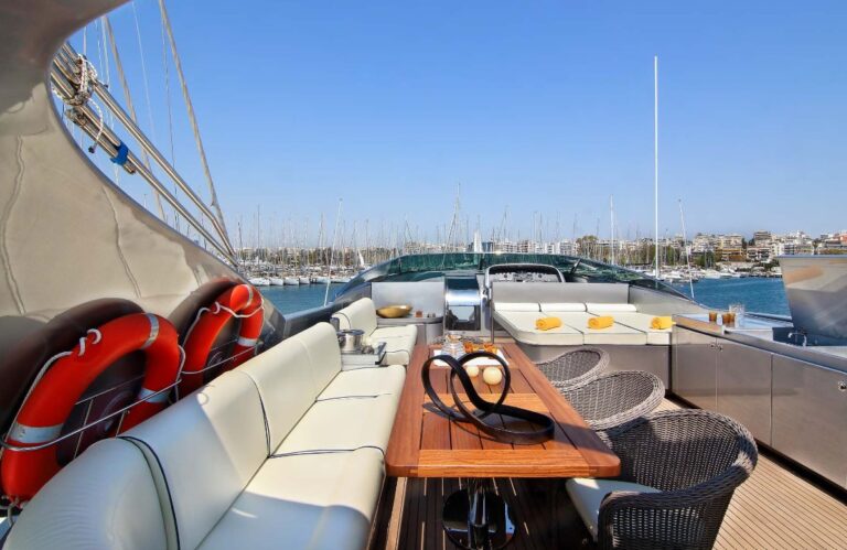 Flybridge