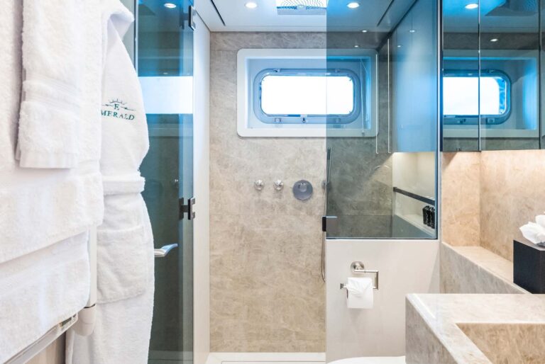Double Ensuite Bathroom