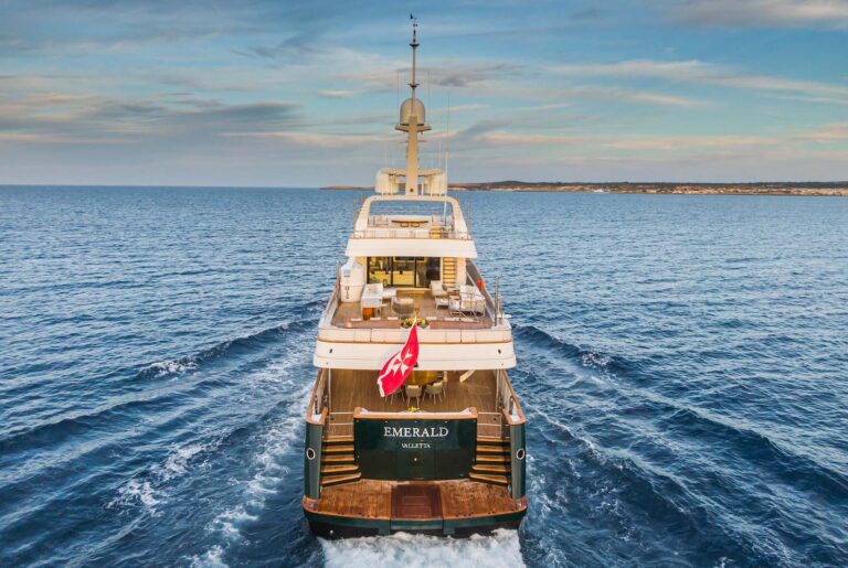Aft View Running