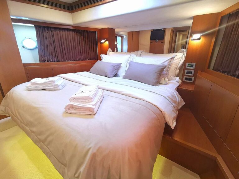 Double Cabin