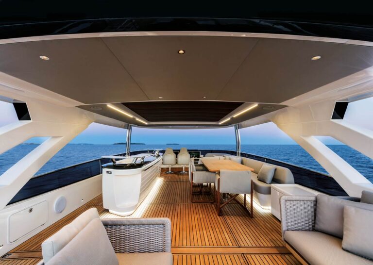 Flybridge